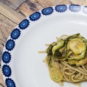 Spaghetti alla Nerano, l’iconico piatto campano che dominerà il menu del matrimonio di Bezos