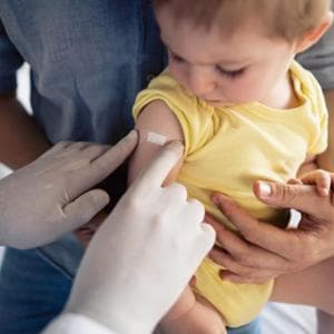 Vaccini: l’alluminio non aumenta il rischio di malattie autoimmuni, del neurosviluppo o di allergie