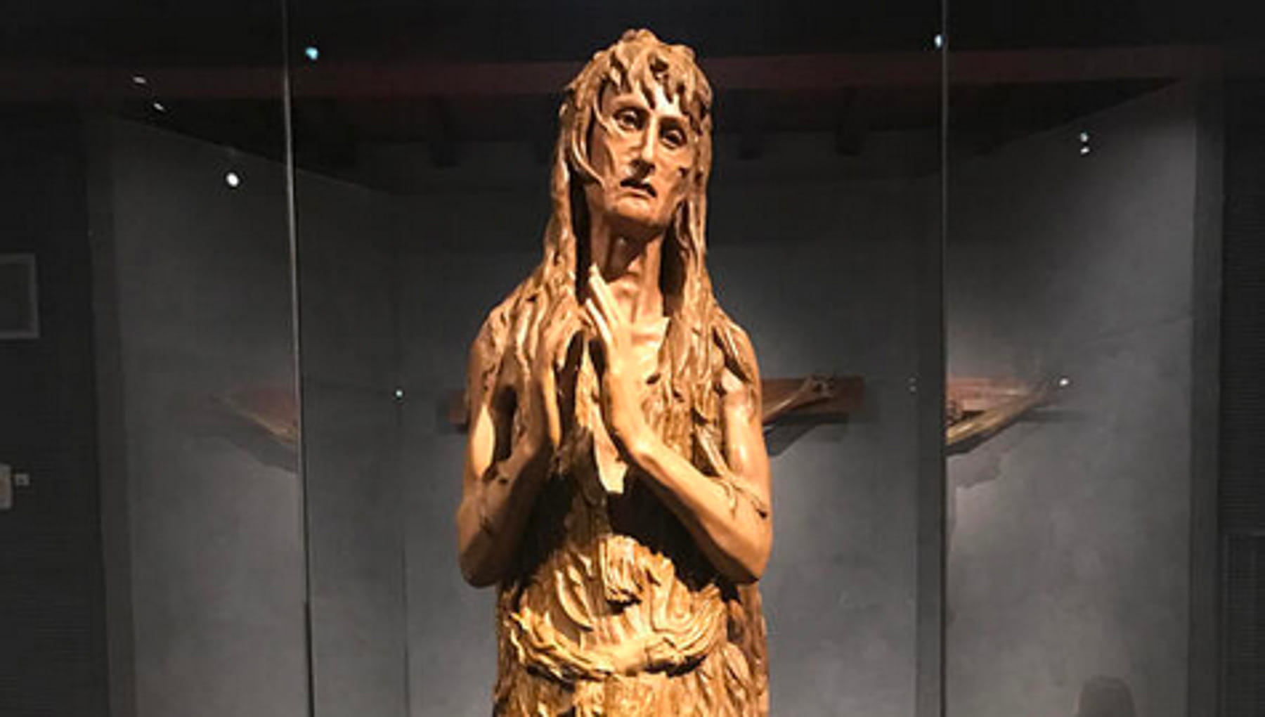 Maddalena di Donatello heykelinde nadir bir hastalığın işaretleri