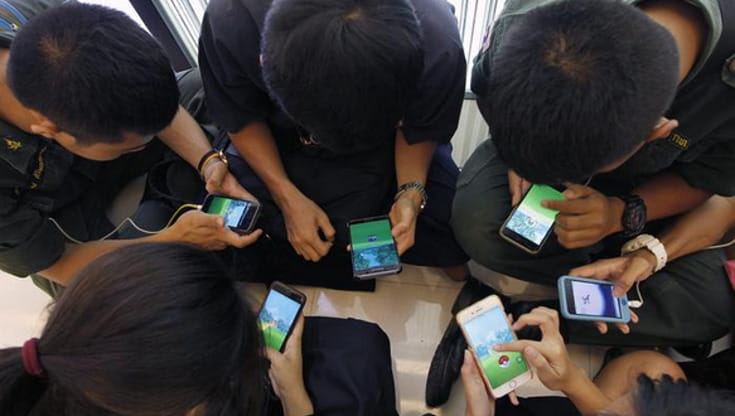 Lo Smartphone prima dei 13 anni può compromettere la salute mentale