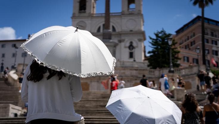 Caldo, i 5 errori da evitare per combattere l’afa estiva