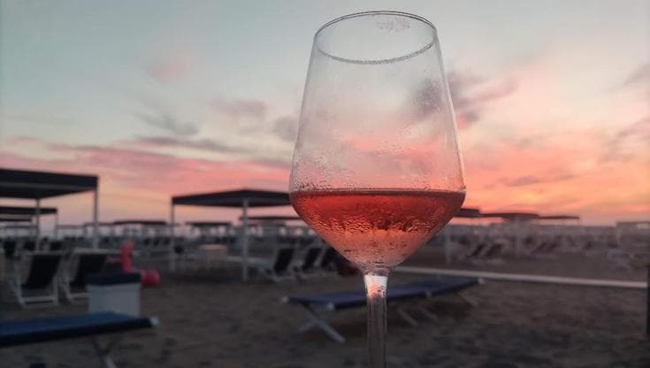 I vini dell’estate: racconti spensierati sotto le stelle. I dodici da provare