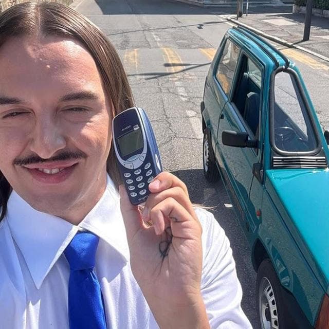 E Tommy Cash dopo l'espresso macchiato canta la mortadella