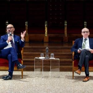 Antibiotici, Bassetti: “Li usiamo troppo e male. Rischiamo di tornare a morire per le infezioni”