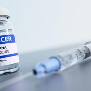 Tumori: vaccino anti-Covid mRNA attiva risposta immunitaria