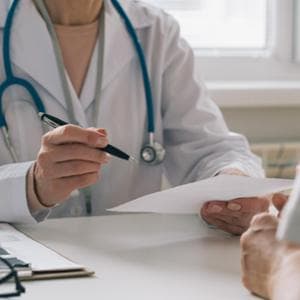 Più screening, terapie e tecnologia: cosa cambia per la cura dei tumori con i nuovi Lea