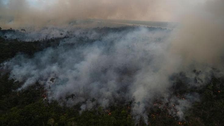 Un incendio in Amazzonia