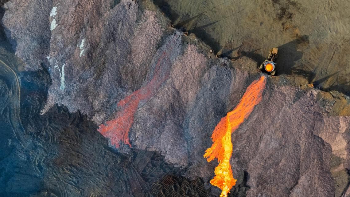 A Sorowako i residui della fonderia vengono smaltiti gettandoli direttamente nel terreno senza nessuna mitigazione. (Stefano Sbrulli / Source International)