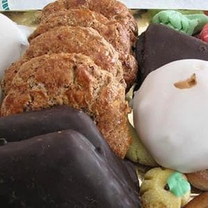 Una colata di miele dal cielo il giorno in cui nacque Gesù: ecco perché a Napoli il Natale è dolce