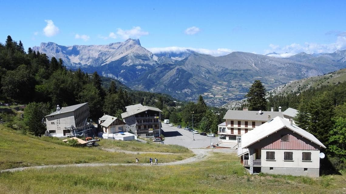 Céuse 2000 stazione sciistica abbandonata da sei anni sulle Alpi francesi