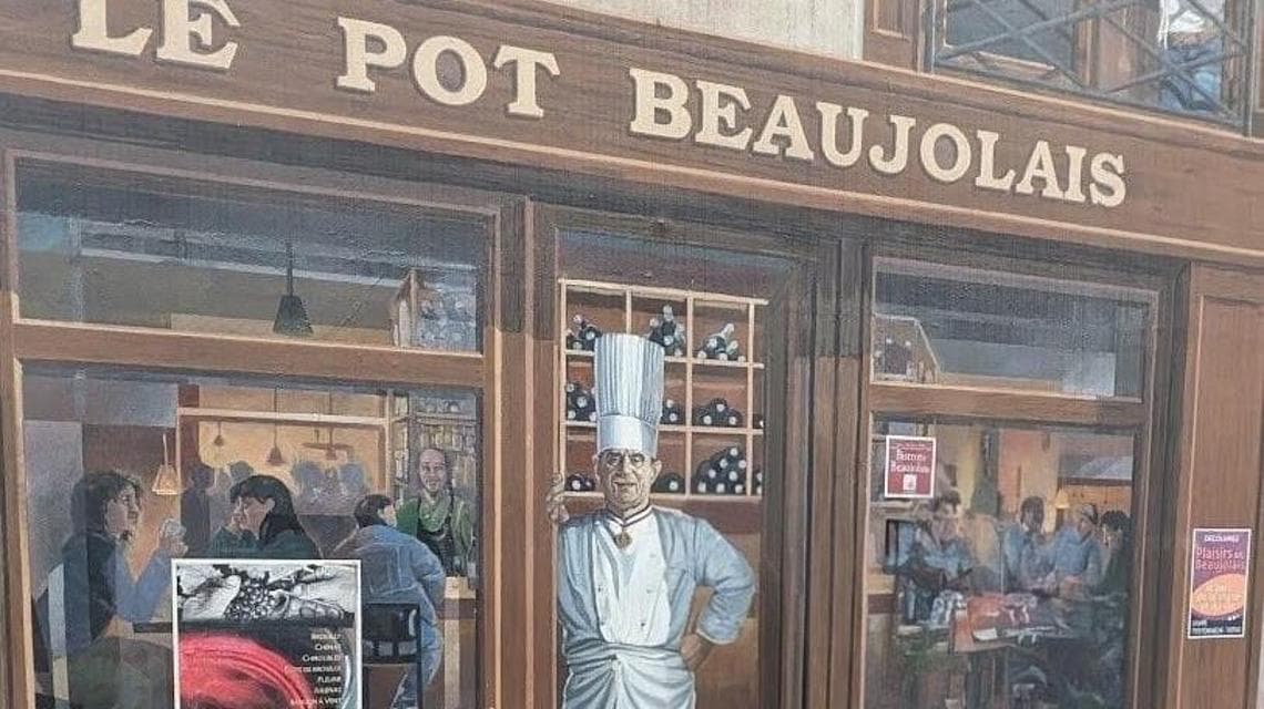 Un omaggio a Paul Bocuse nel centro di Lione (@LaraLoreti)
