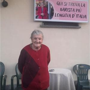 Anna Possi, la barista centenaria diventa testimonial olimpica