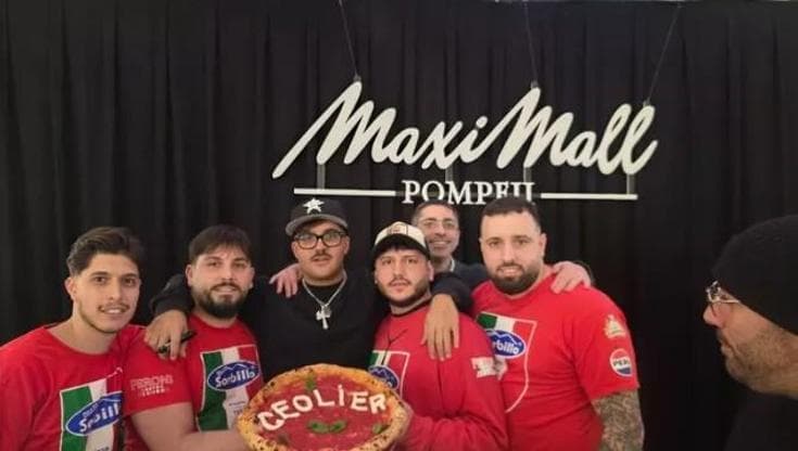 Una pizza per Geolier: l’omaggio di Sorbillo nel World Pizza Day