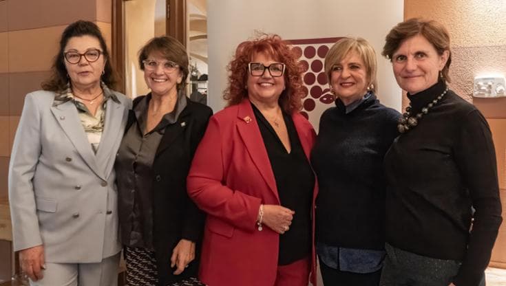 Da sx, Ivana Brignolo, Francesca Poggio, Marina Marsaglia, Pier Carla Negro e Anna Sertorio