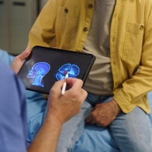 Obesità e ipertensione aumentano il rischio di demenza