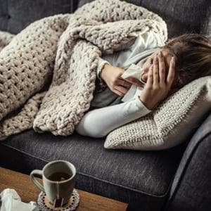 Influenza da variante K, casi in diminuzione. Ma attenzione ai colpi di coda