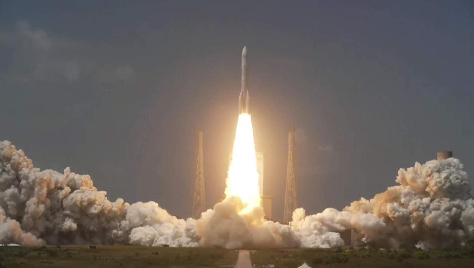 ヨーロッパの最も強力な宇宙ロケットが打ち上げられたばかり