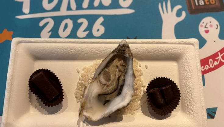 Ostriche e cioccolato, la raffinatezza sensoriale che stuzzica