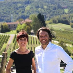 Tenuta Monsignore, la casa del vescovo dove l’Alta Langa sembra Champagne