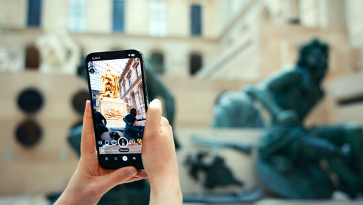 Il Louvre aumentato: Snapchat dà colori e voce alle opere