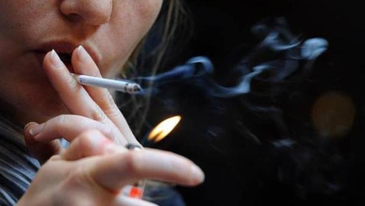 Chi fuma perde 10 anni di vita, una firma contro 93.000 morti l’anno