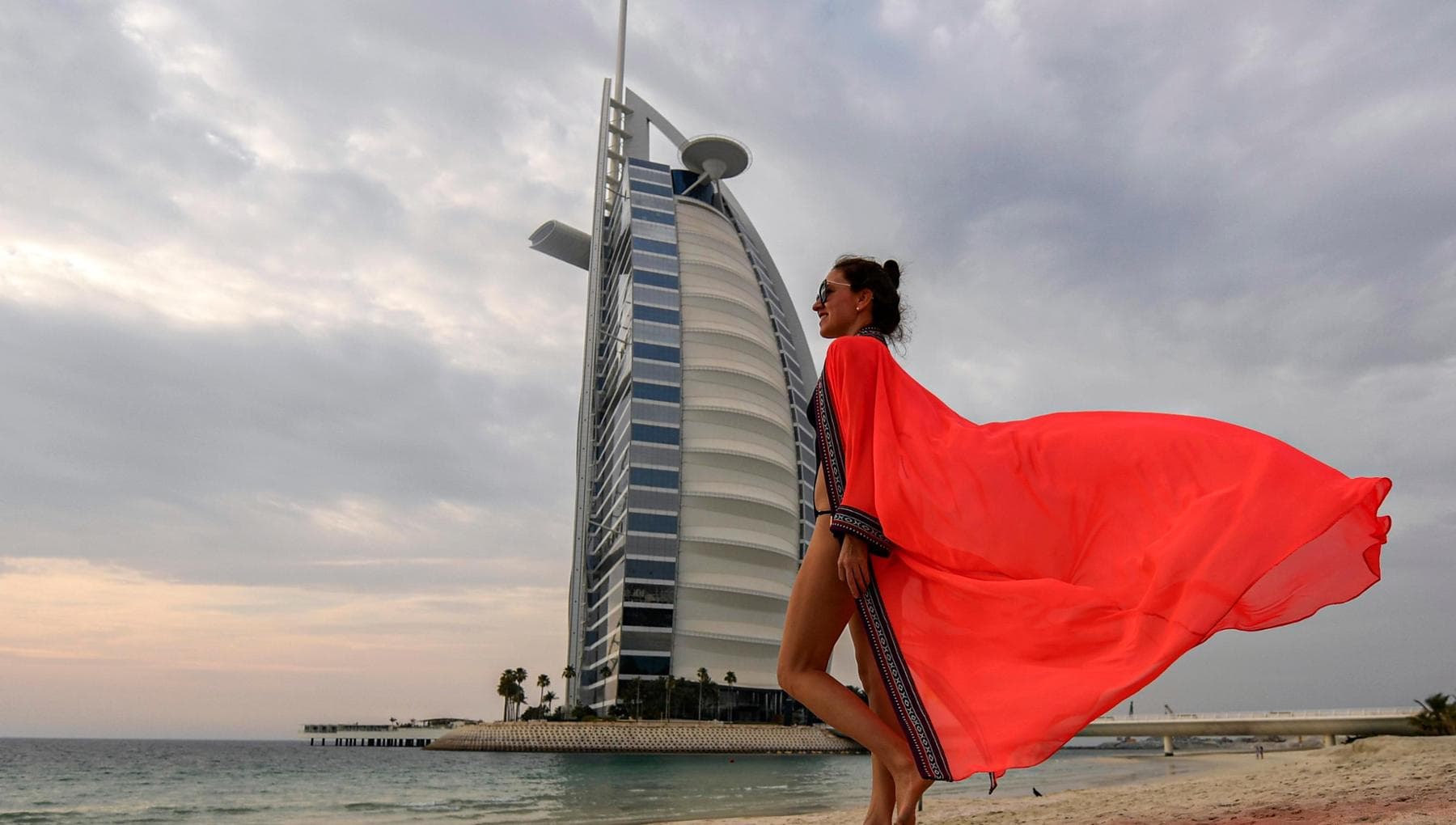 Hükümet ve nüfuz sahibi kişiler Dubai'ye sakin bir şehir imajı vermeye çalışıyor