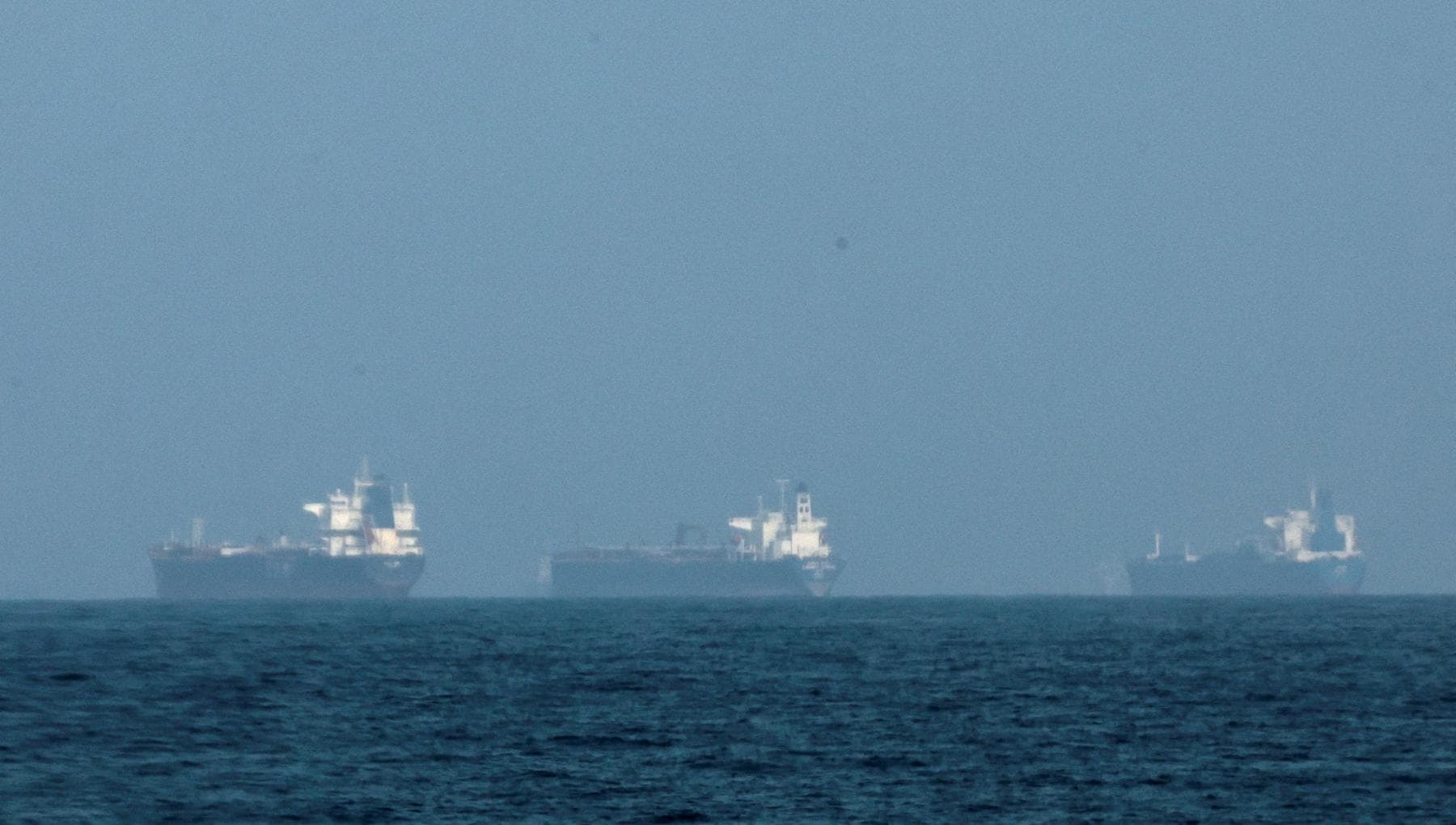 Vurucu tankerlerden sonarlara kadar Orta Doğu çevresel bir saatli bombadır