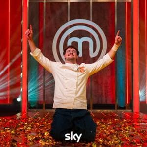 MasterChef 15, Matteo Canzi è il vincitore. Conquista tutti col risotto