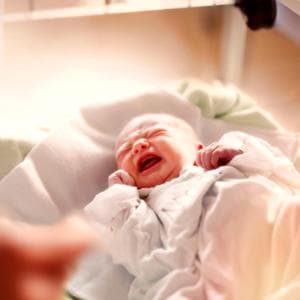 La sindrome del bambino scosso, quando un gesto che dura pochi secondi può avere effetti gravissimi