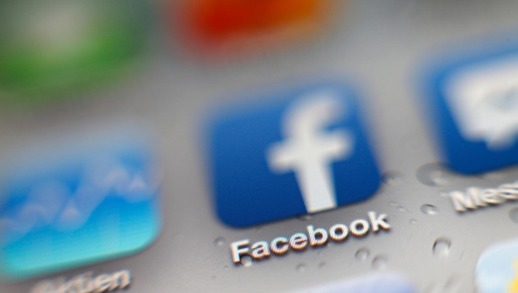 Facebook yaratıcı arayışında: ayda 3 bin dolara kadar garanti