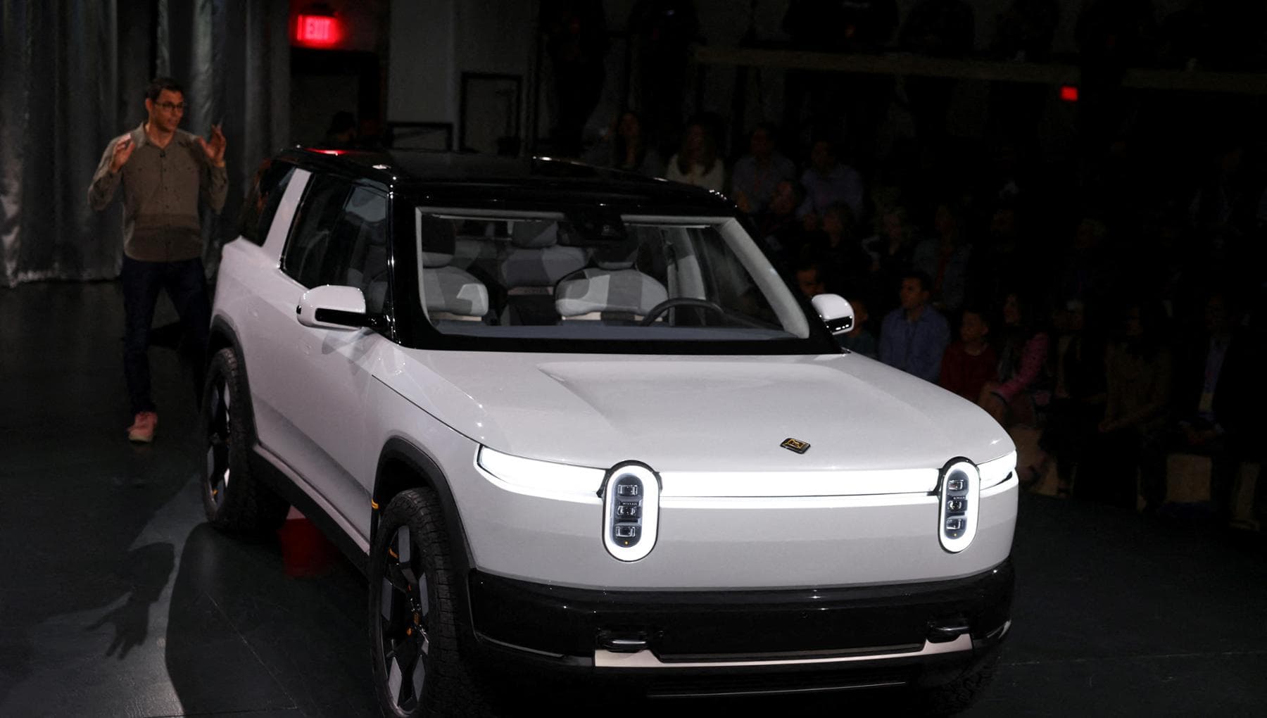 Uber, robotaksi pazarına hakim olmak için Rivian ile anlaşma imzaladı