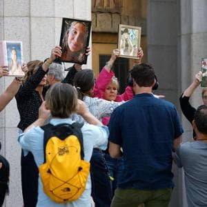 Meta, hukuk firmalarının sosyal medyaya karşı açılan davalardaki reklamlarını engelliyor