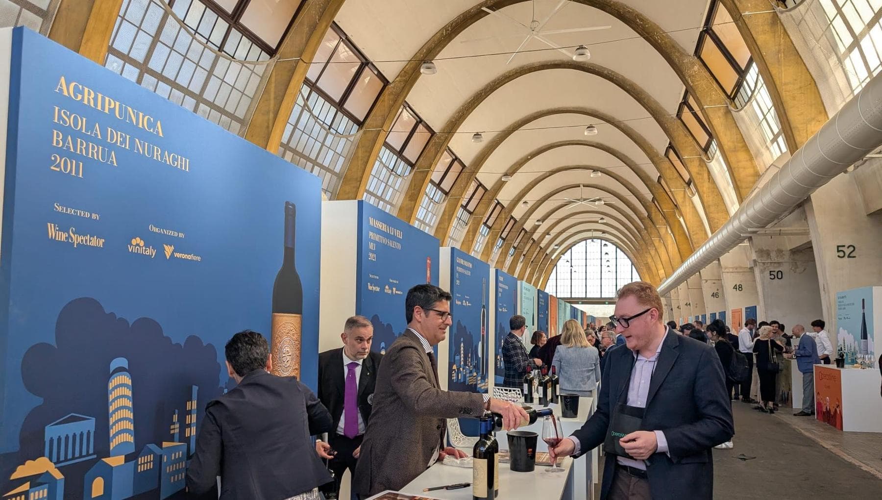 I migliori vini italiani per Wine Spectator: Toscana, Piemonte e Sicilia al top dei rossi mondiali