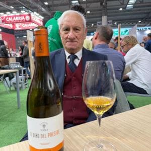Il “Vino del preside” che fa rinascere un’antica tradizione calabrese