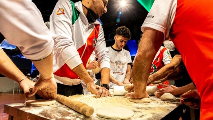 Pizza e birra: al Campionato Mondiale di Parma tutti i trucchi per abbinarle al meglio