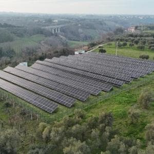 İtalya yenilenebilir kaynaklara ve geçişlere takılıp kaldı: faturalara yük olan bir gecikme
