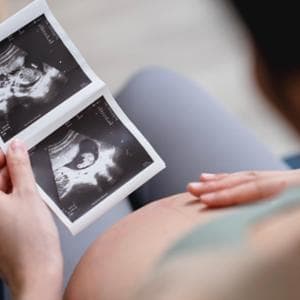Tumori, alla ricerca di farmaci per proteggere la fertilità