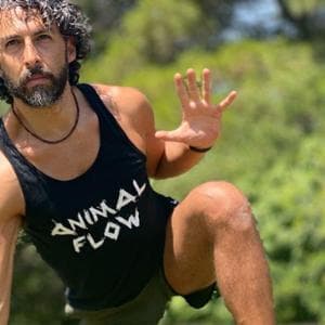 Muoviti come un animale, l’Animal Flow mette tutti ‘a 4 zampe’ e rende più forti