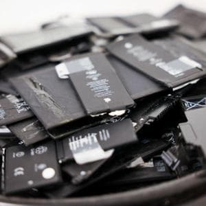 Akıllı telefonlar, PC'ler ve tabletler için değiştirilebilir piller: 2027'den itibaren neler değişecek?