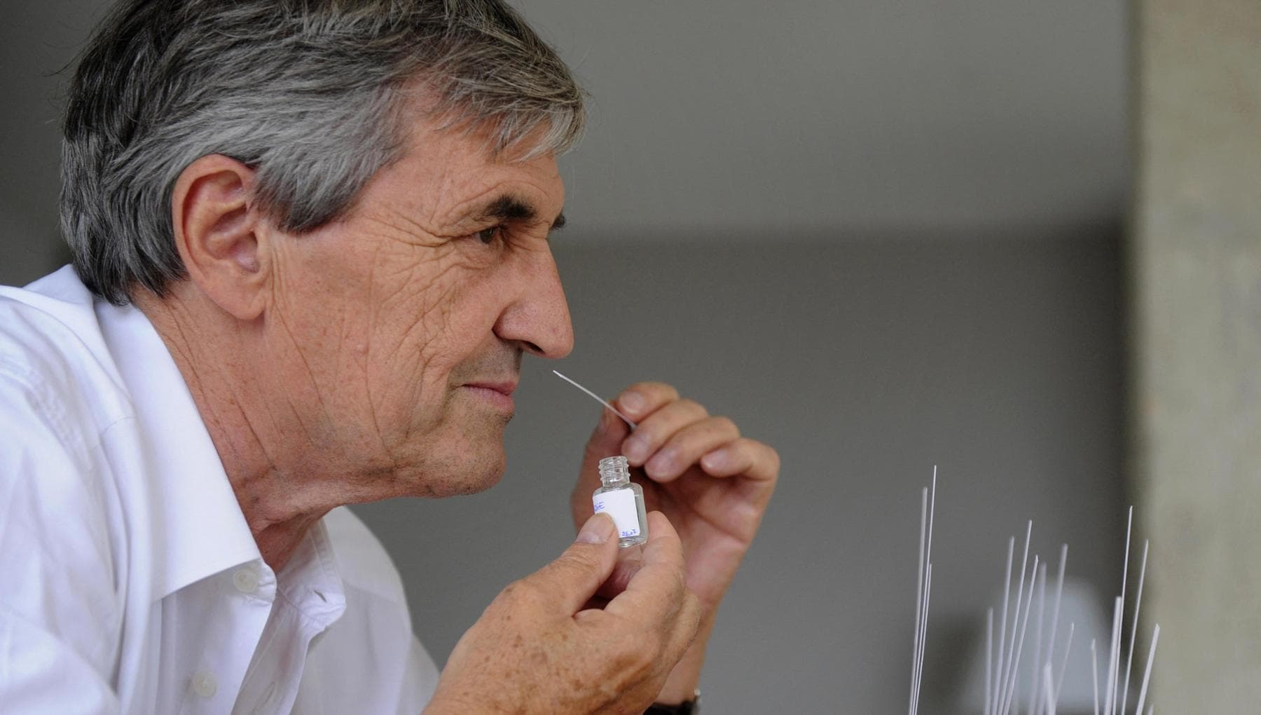 Jean-Claude Ellena: “L’IA non potrà mai creare un buon profumo perché non sa dimenticare”