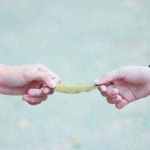 Amare non è controllare (e possiamo impararlo subito)