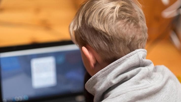 Meta usa l'intelligenza artificiale per capire se sei un adolescente