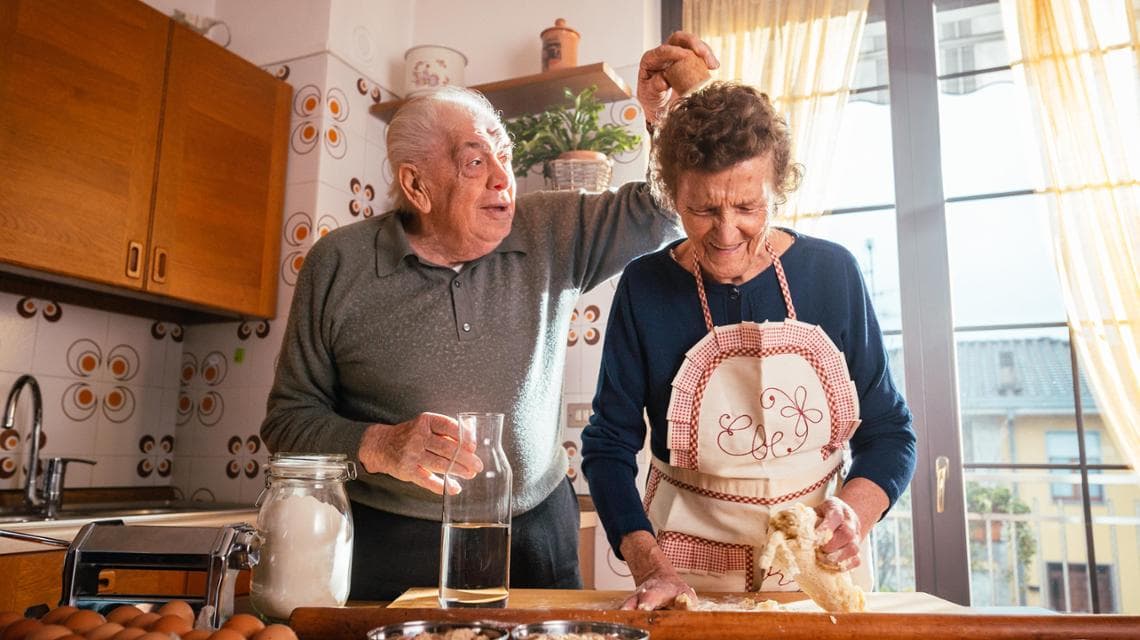 Fondatori del raviolificio Scoiattolo: nonno Tino e nonna Ebe