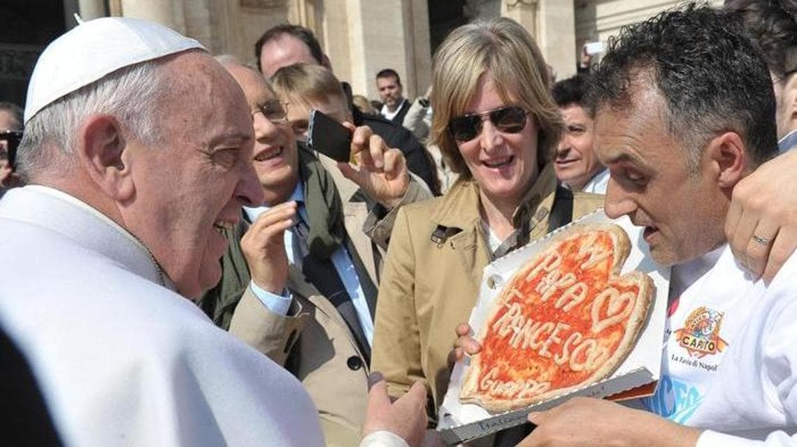 Una pizza per Papa Francesco @ansa by the L'Osservatore Romano