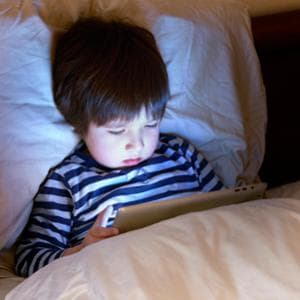 Quando fare la nanna è un’impresa: i consigli su cosa fare se il bambino non dorme