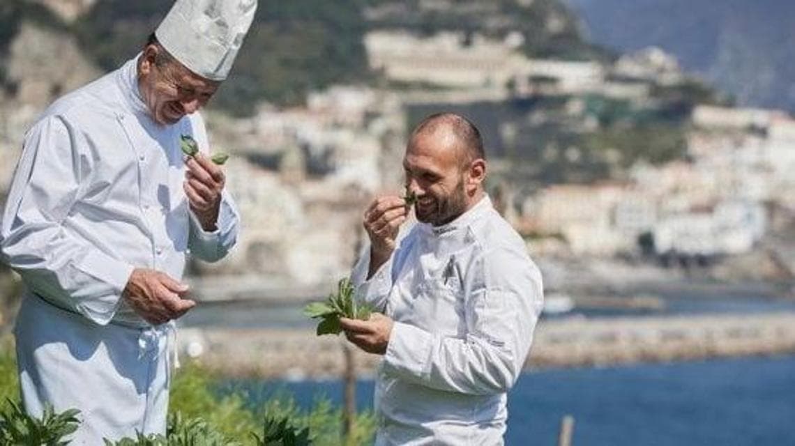Giuseppe Stanzione, a destra nella foto
