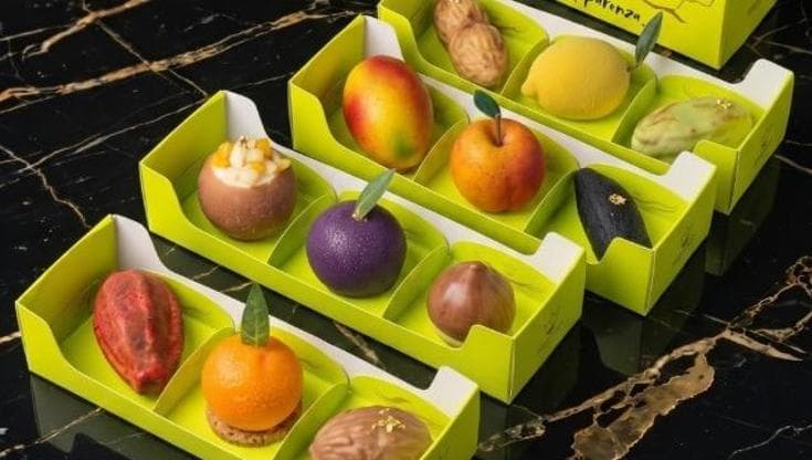 La frutta realistica di Mario Di Costanzo, a Napoli