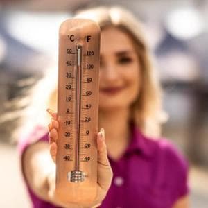 Aşırı sıcaklık: şehirlerin sağlık riskleriyle mücadele planı. Ve Cenova asfaltı 'söküyor'
