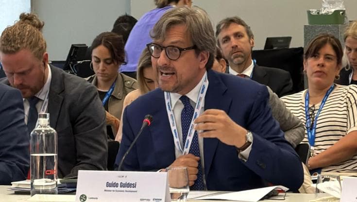 Auto, Guidesi: “Senza un cambio di rotta dell’Ue rischi per occupazione e industria”