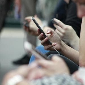Akıllı telefon ve otopilot, sonsuz kaydırmanın sakıncaları